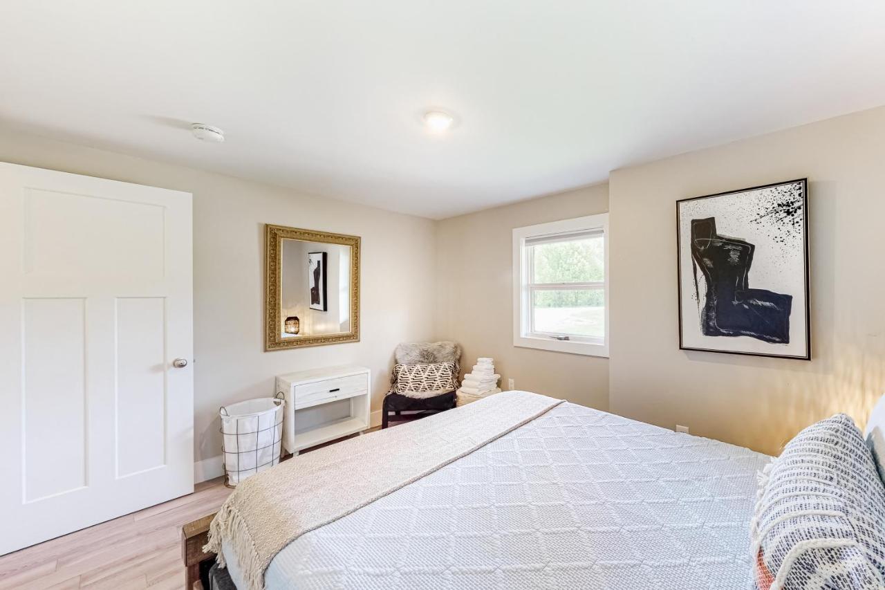 Villa Pleasant Pond à Morristown Extérieur photo
